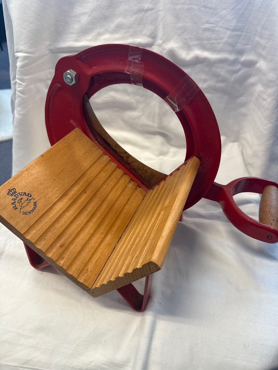 Raadvad brødskærer